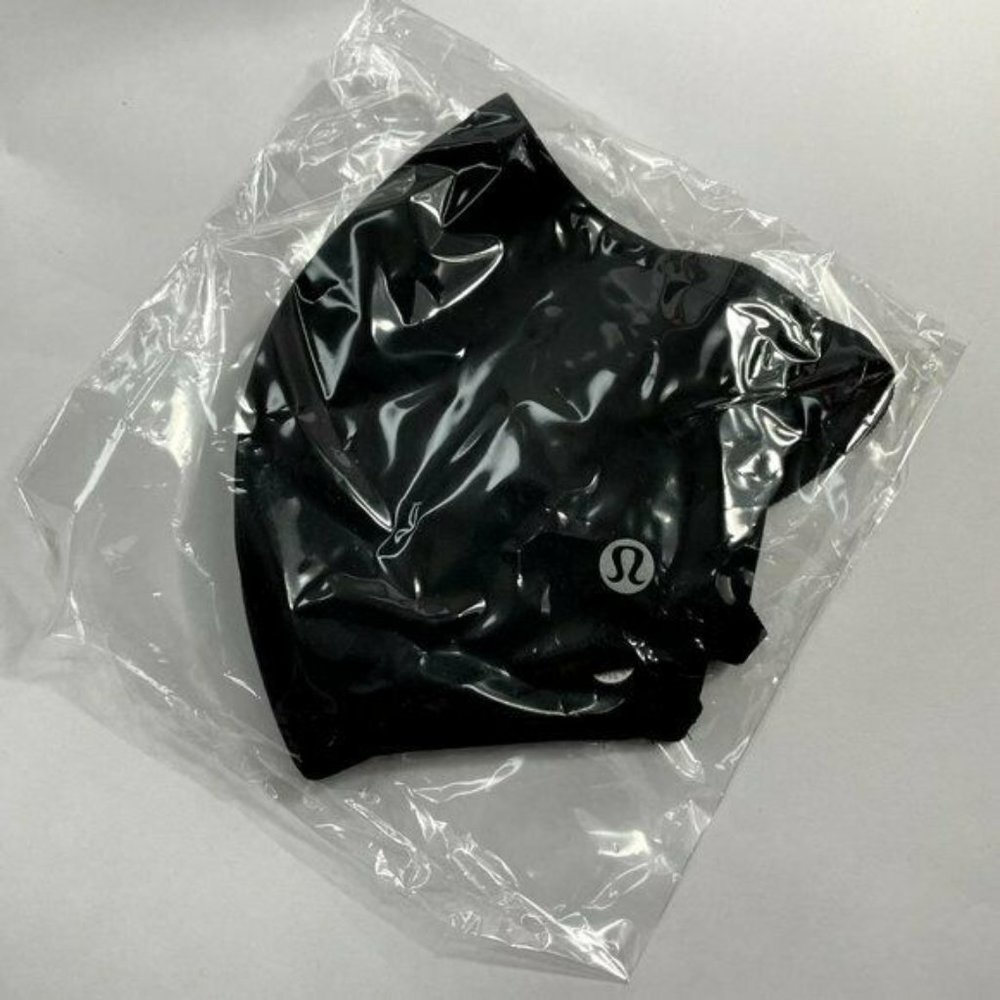 Lululemon Athletica Women's Double Strap Face Mask
